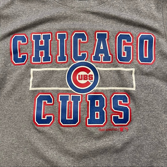 Majestic Chicago Cubs Crew Neck TShirt Youth Small 8 Heather Gray Spell Out - Picture 5 of 7